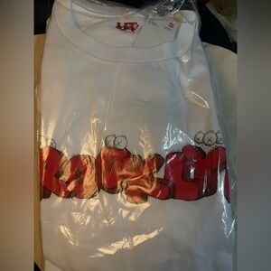 Kaws Brooklyn exclusive tee